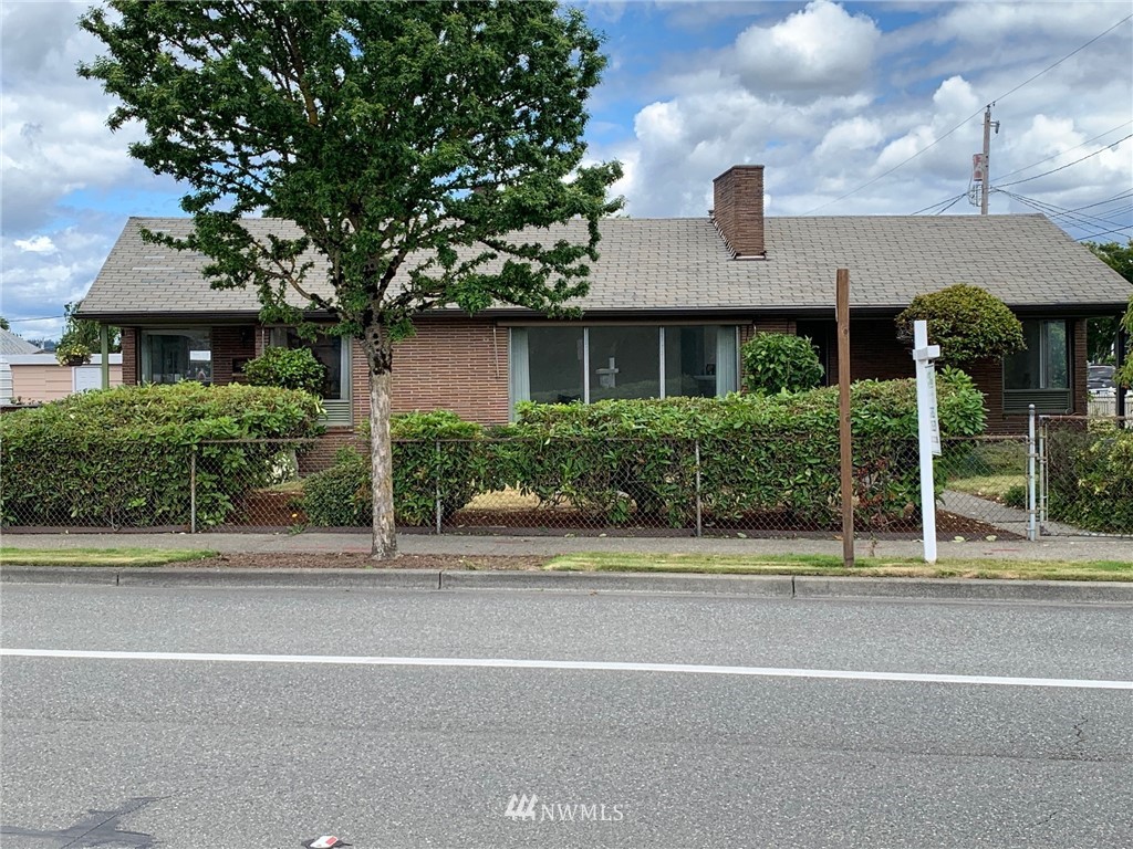 820 North 3rd Street Renton, WA 98057 - Photo 1 of 29 Gallery Image 1