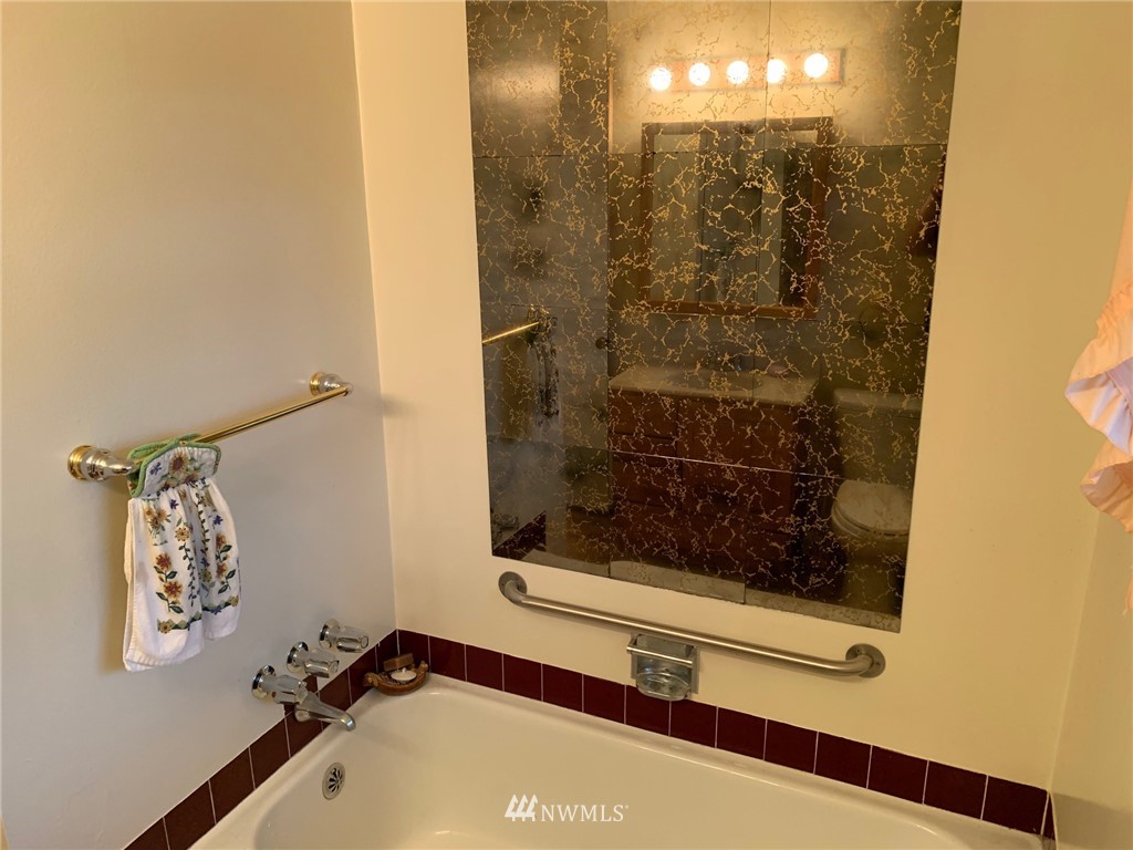 820 North 3rd Street Renton, WA 98057 - Photo 19 of 29 Gallery Image 19