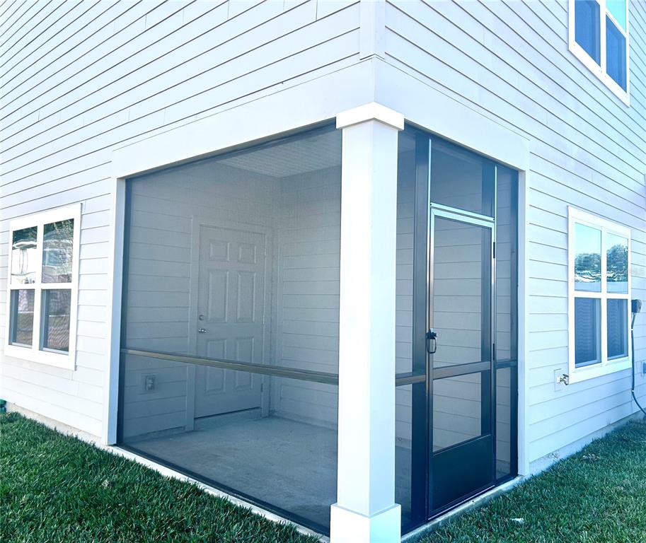 3514 Southeast 37th Ave Road Ocala, FL 34480 - Photo 42 of 42 an entrance to house with yard