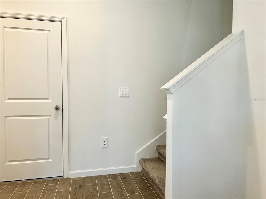 3514 Southeast 37th Ave Road Ocala, FL 34480 - Photo 7 of 42 a view of an empty walk in closet
