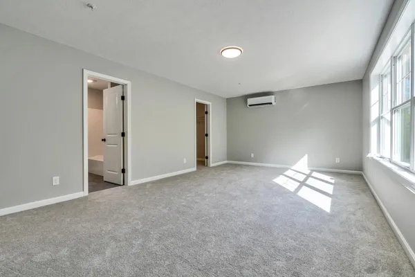 $610,000 | 5 Blaine Road, Unit 100, Saco, ME 04072