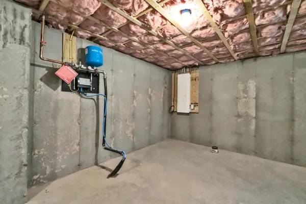 $610,000 | 5 Blaine Road, Unit 100, Saco, ME 04072