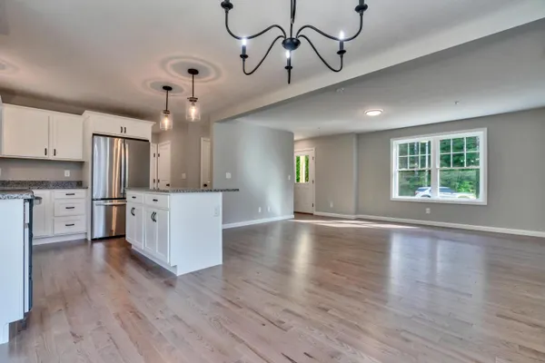 $610,000 | 5 Blaine Road, Unit 100, Saco, ME 04072