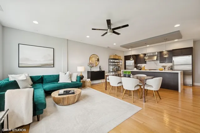 $679,000 | 1317 North Larrabee Street, Unit 304, Chicago, IL 60610