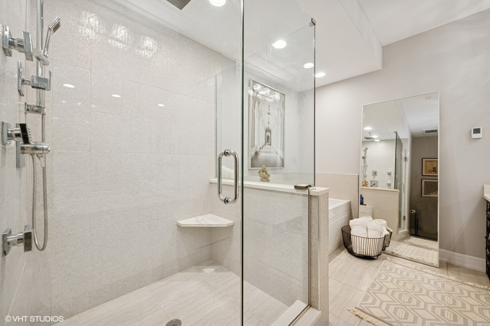 1317 North Larrabee Street, Unit 304 Chicago, IL 60610 - Photo 17 of 36