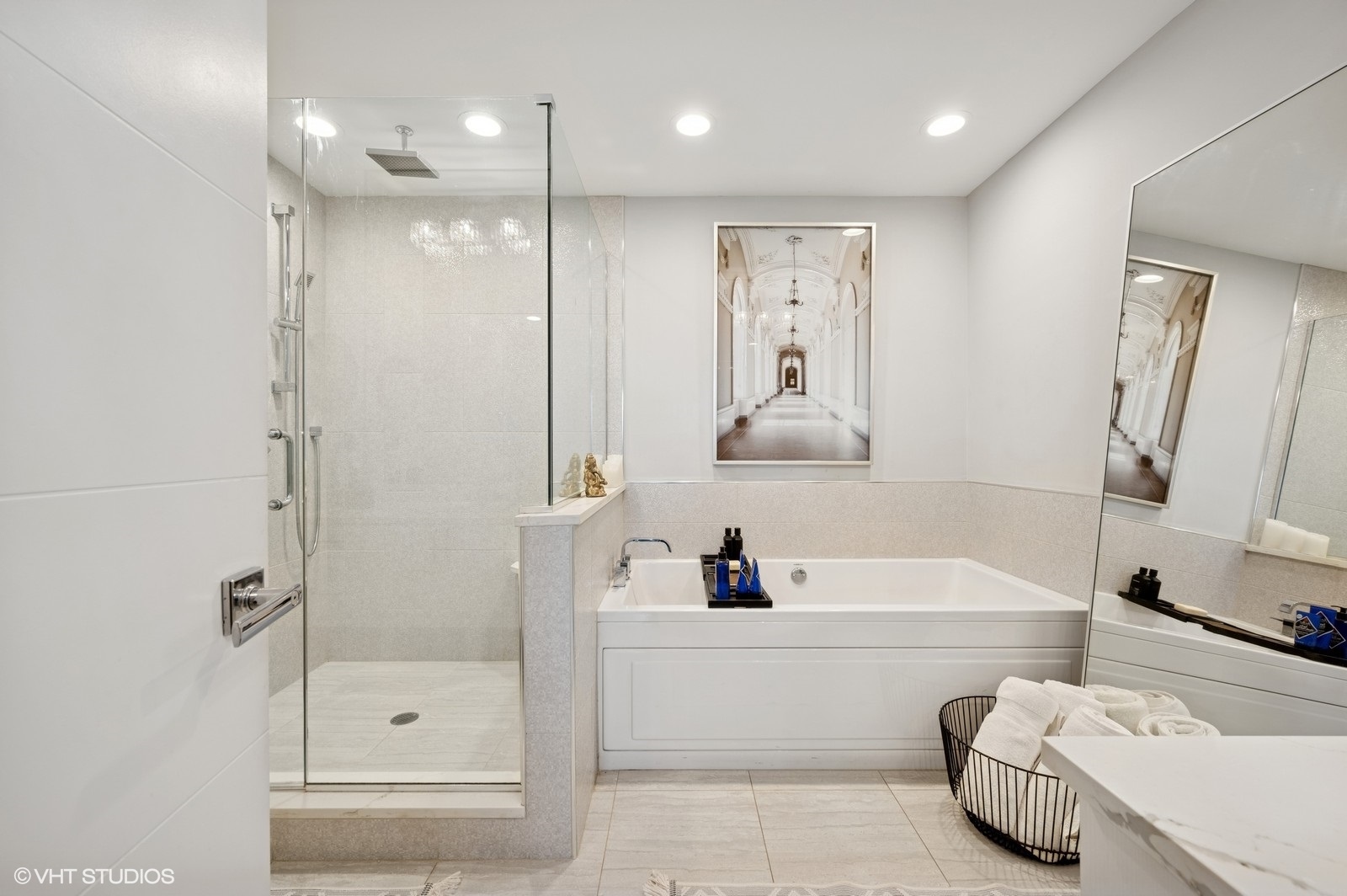 1317 North Larrabee Street, Unit 304 Chicago, IL 60610 - Photo 20 of 36