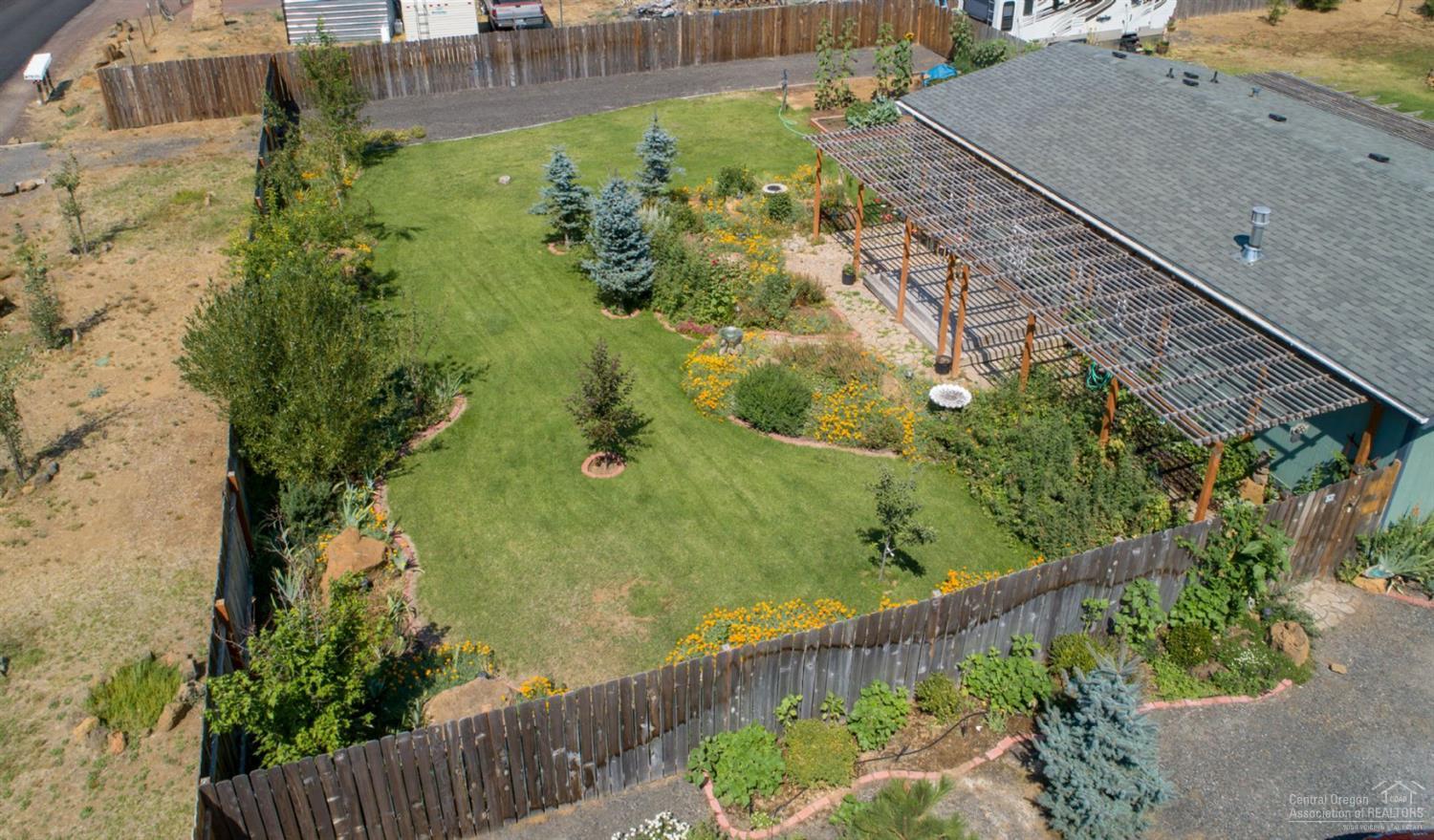 59990 Cheyenne Road Bend, OR 97702 - Photo 18 of 21 Additional Photo