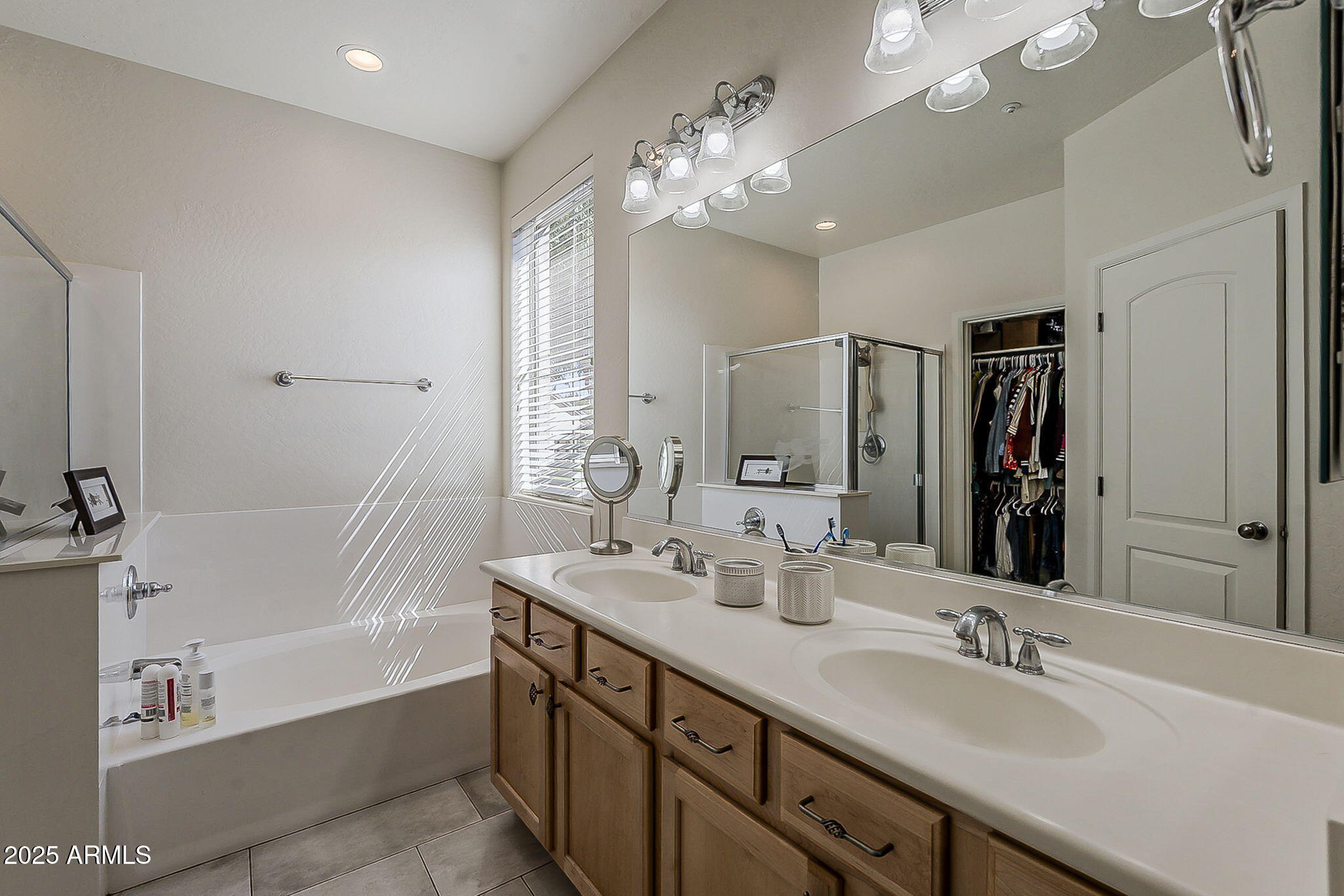 2669 East Tamarisk Street Gilbert, AZ 85296 - Photo 23 of 54 23-web-or-mls-Tamarisk-23