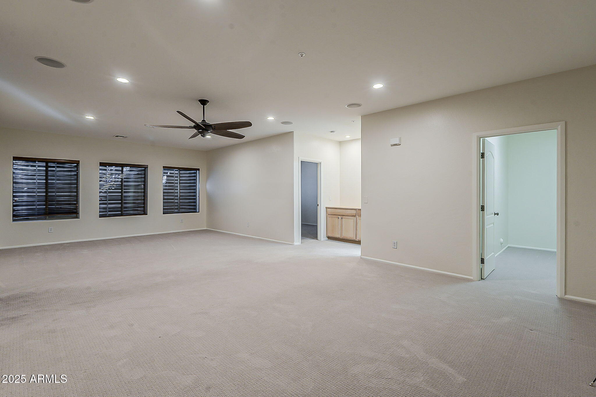 2669 East Tamarisk Street Gilbert, AZ 85296 - Photo 25 of 54 26-web-or-mls-Tamarisk-26