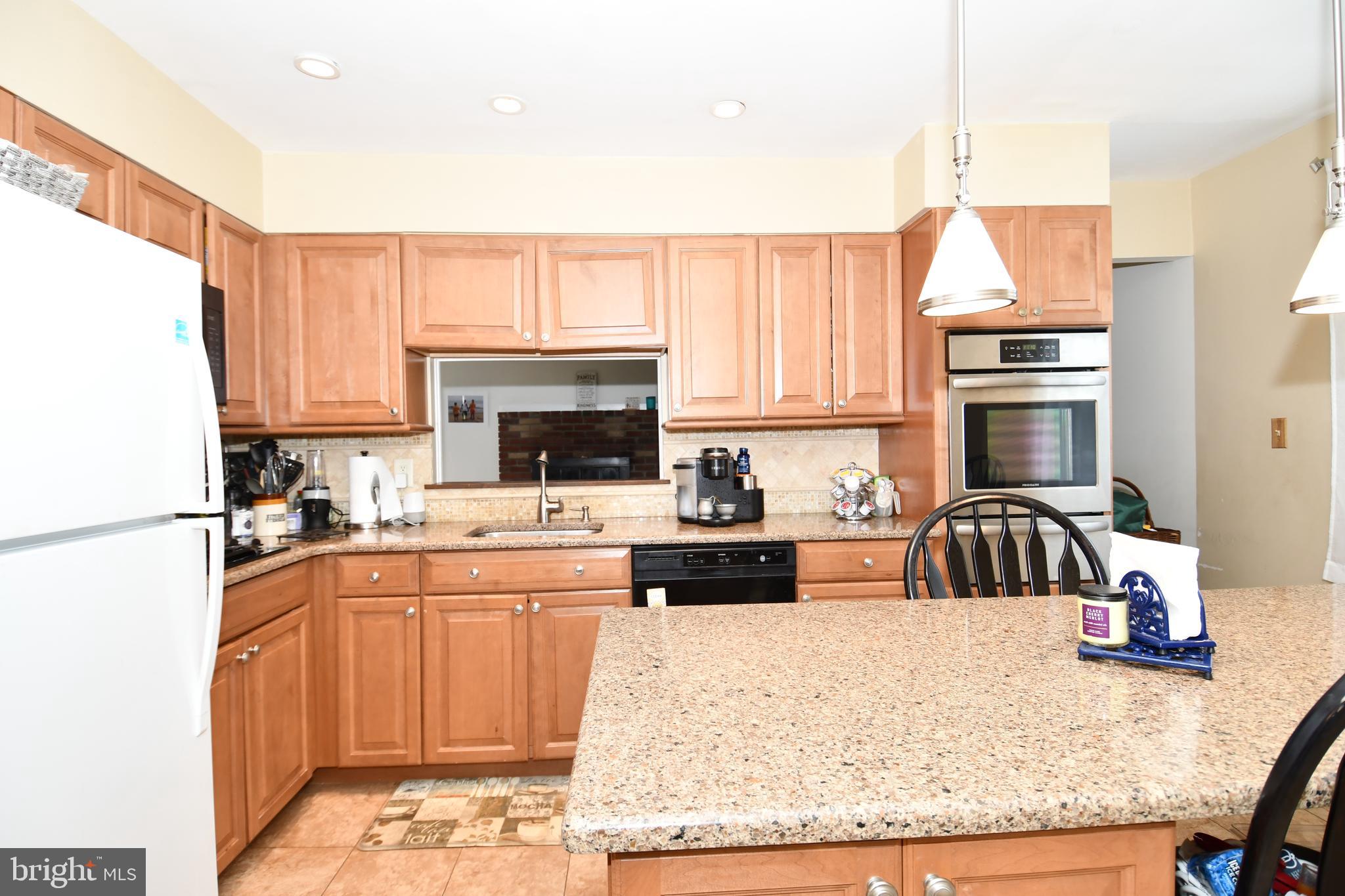 466 Dutch Neck Road Hightstown, NJ 08520 - Photo 3 of 38 Gallery Image 3