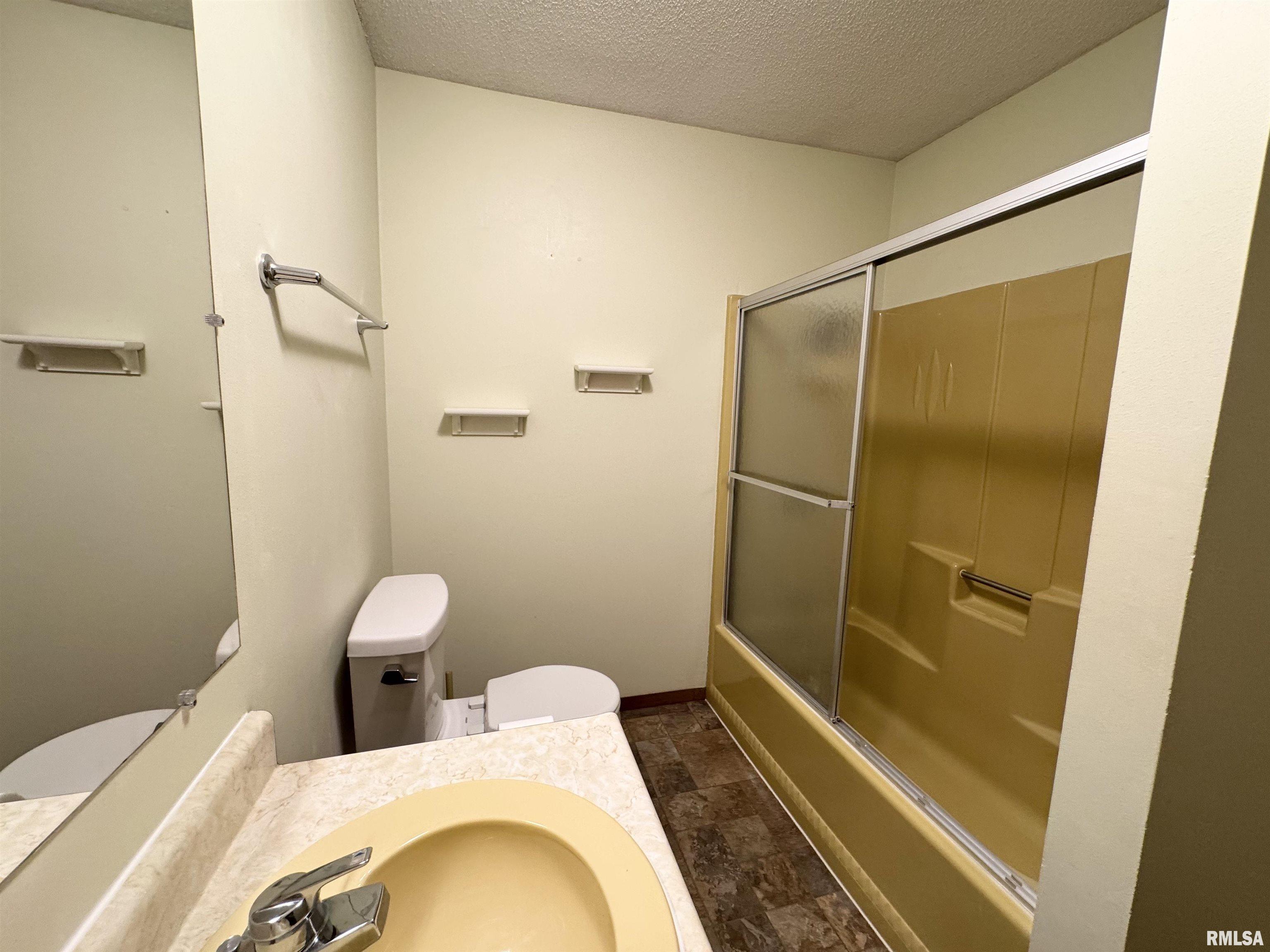 2313 Maple Avenue Macomb, IL 61455 - Photo 30 of 49