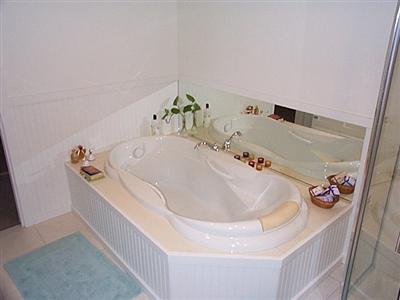 416 Occidental Circle Santa Rosa, CA 95401 - Photo 6 of 12 Gallery Image 6