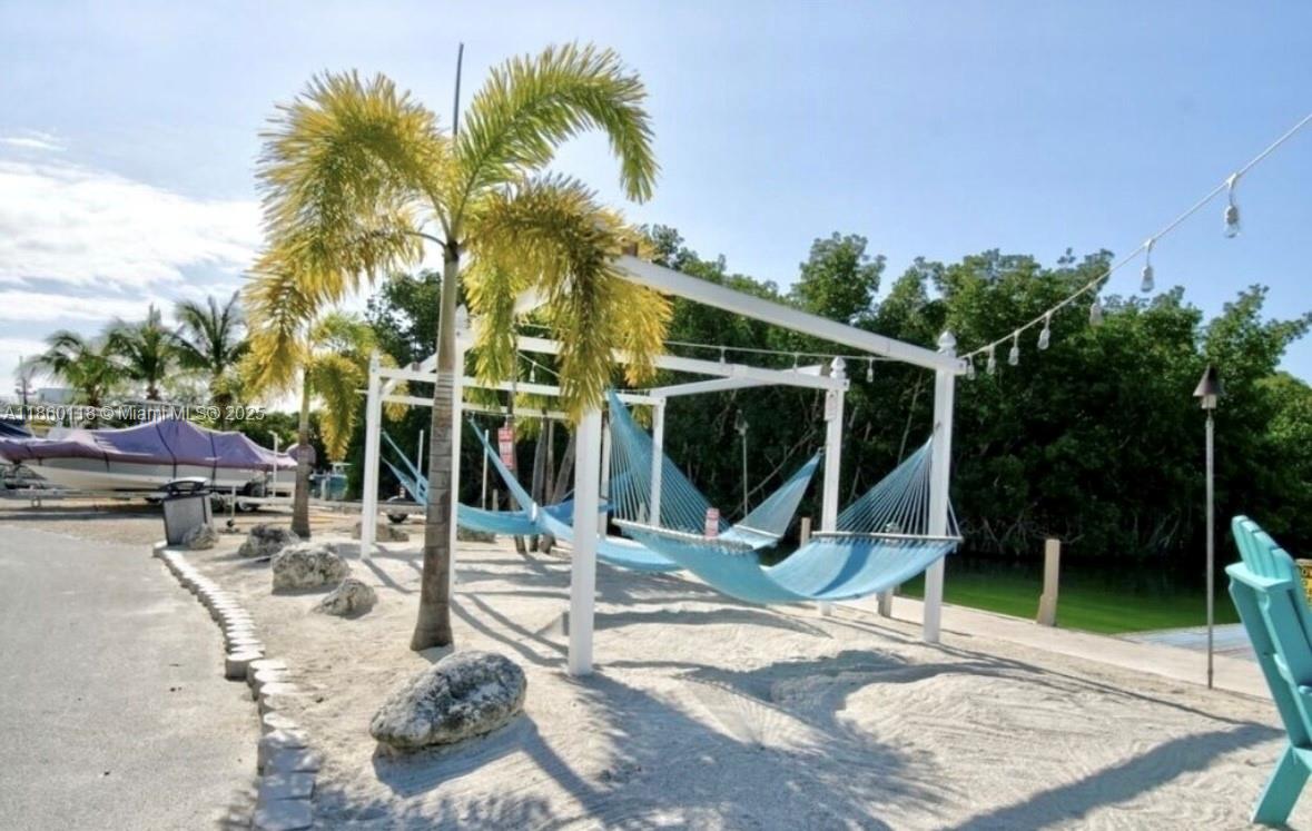 325 Calusa Street Key Largo, FL 33037 - Photo 20 of 26