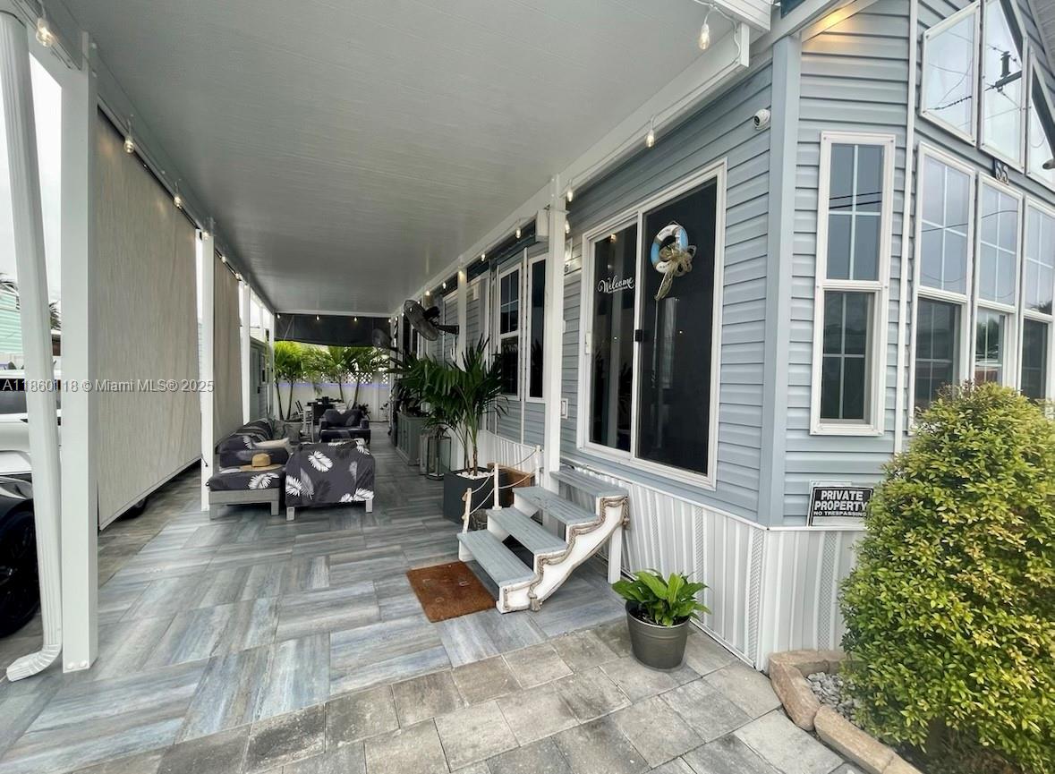 325 Calusa Street Key Largo, FL 33037 - Photo 3 of 26