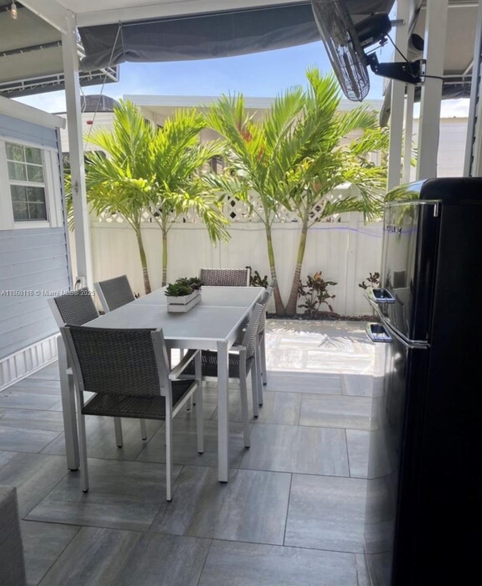 325 Calusa Street Key Largo, FL 33037 - Photo 9 of 26