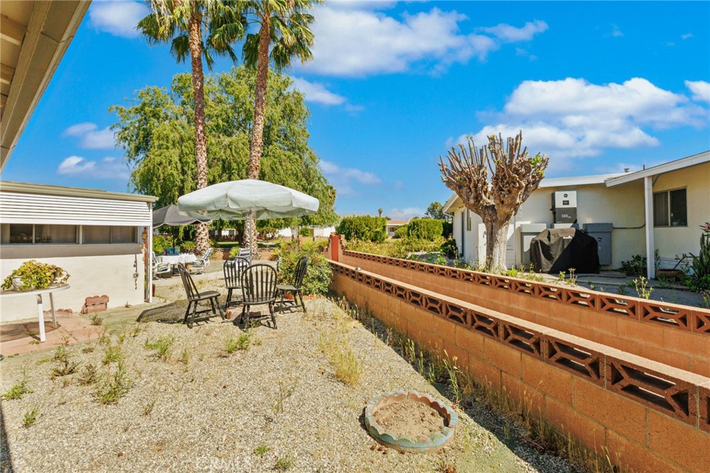 860 Felipe Place Hemet, CA 92543 - Photo 27 of 38