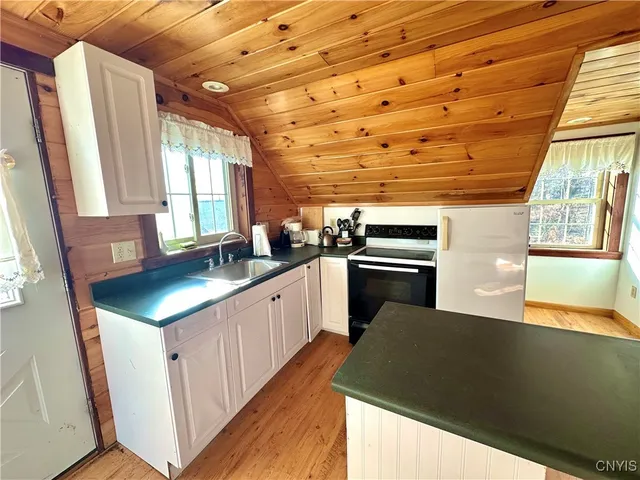 $647,000 | 5 Bayview Drive, Hammond, NY 13646