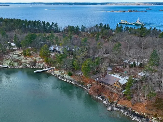 $647,000 | 5 Bayview Drive, Hammond, NY 13646