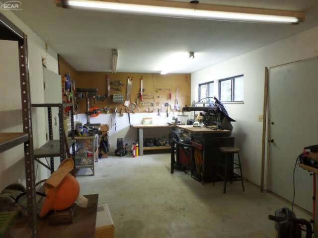 12030 Caldwaller Road Fenton, MI 48430 - Photo 49 of 52 21137160-48.JPG