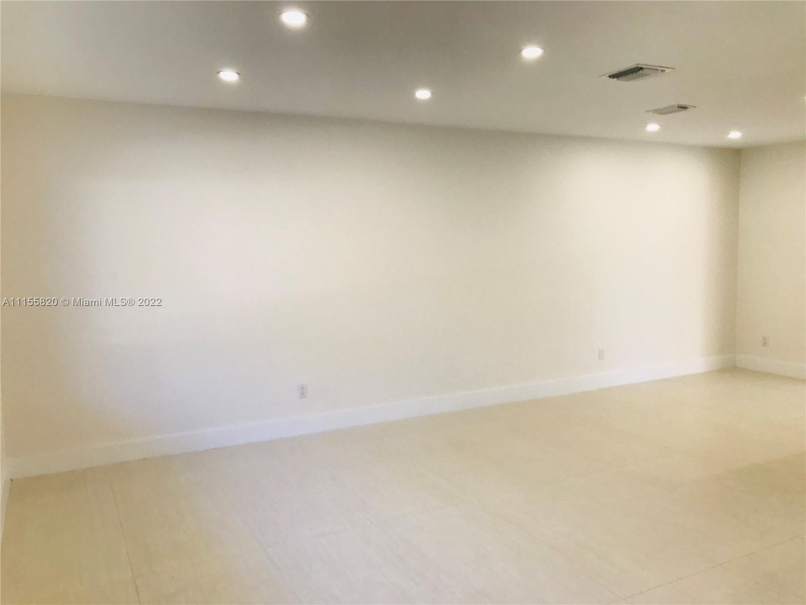 11720 Southwest 81st Road, Unit 11720 Pinecrest, FL 33156 - Photo 13 of 33 a view of empty room