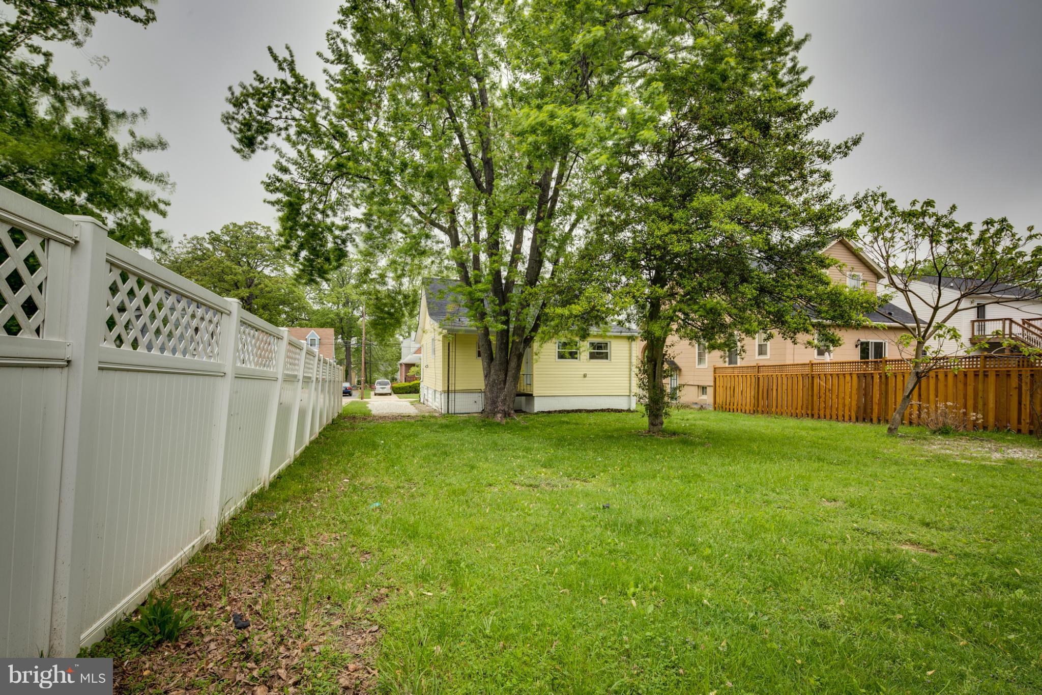 2821 Garnet Road Baltimore, MD 21234 - Photo 2 of 2 Exterior (Rear)