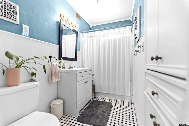 $224,900 | 735 South Donnybrook Avenue, Tyler, TX 75701