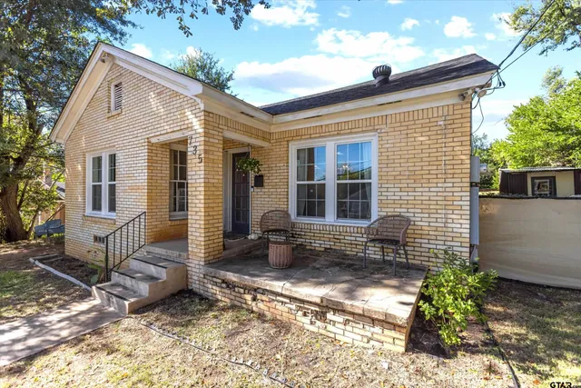 $224,900 | 735 South Donnybrook Avenue, Tyler, TX 75701