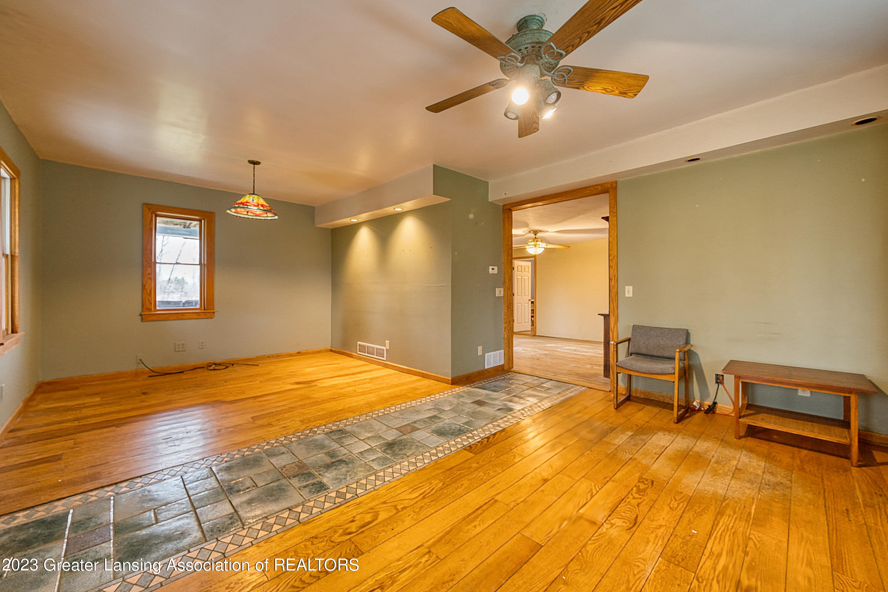 3450 Meridian Road Okemos, MI 48864 - Photo 20 of 40 Living Room