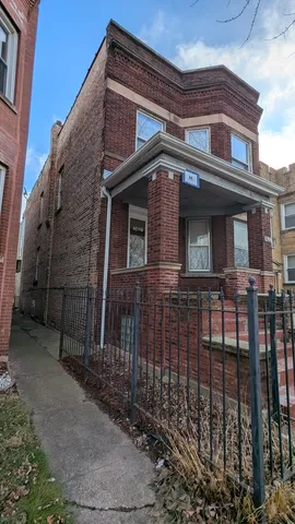 $259,000 | 7421 South Dante Avenue, Chicago, IL 60619