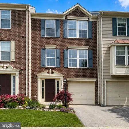 $305,000 | 1229 Mare Street, Ranson, WV 25438