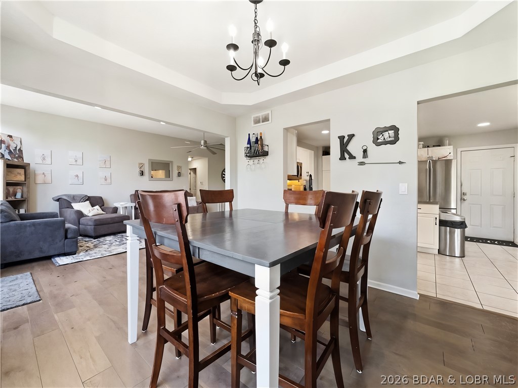 1589 Ridgeview Terrace Osage Beach, MO 65065 - Photo 16 of 60 Dining