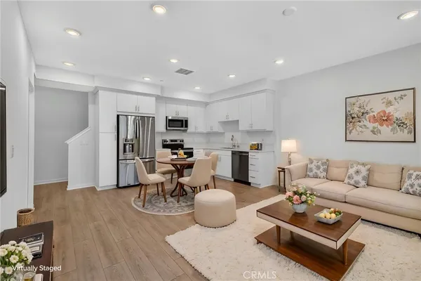 $479,990 | 431 Paradiso Place, Covina, CA 91723