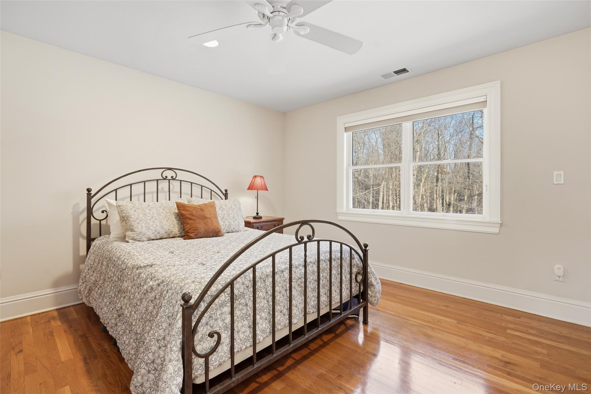 127 Smith Ridge Road South Salem, NY 10590 - Photo 30 of 49 a bedroom with a bed and a window