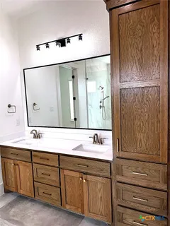 $690,900 | 1614 Hunt Drive, Salado, TX 76571