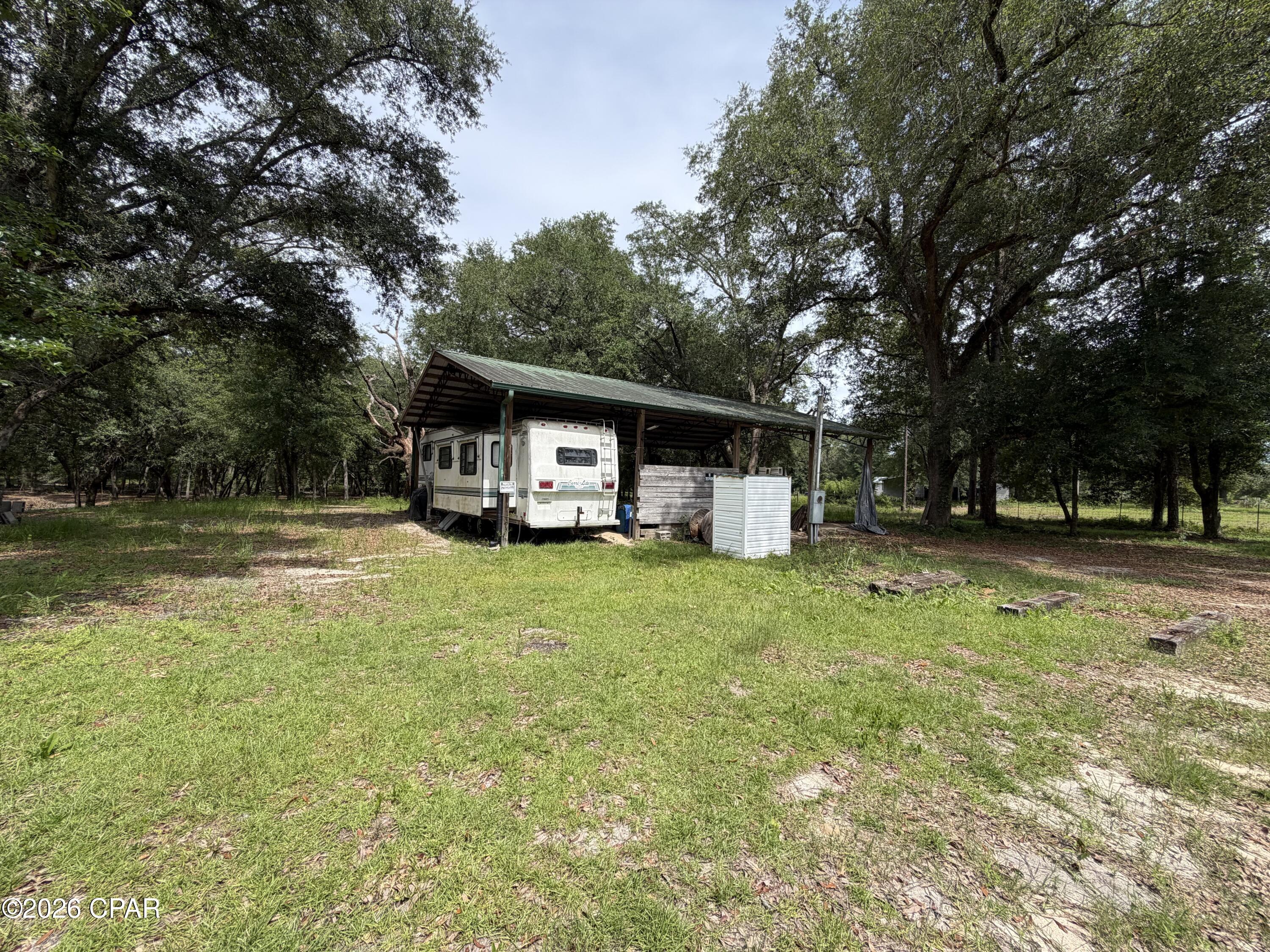 4304 Thunder Road Sneads, FL 32460 - Photo 20 of 27