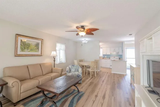 $219,000 | 456 Circlewood Drive, Unit L7, Venice, FL 34293