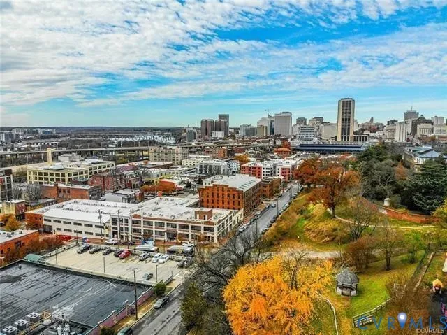 a view of houses with yard