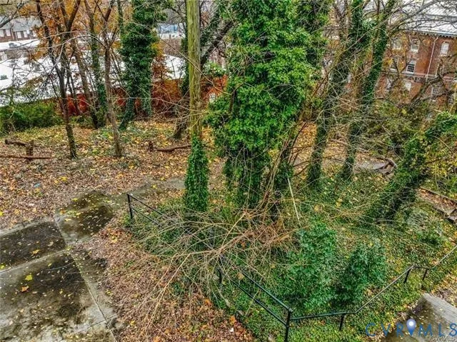 $299,950 | 2400 East Franklin Street, Richmond, VA 23223