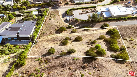 $1,190,000 | 30015 Andromeda Lane, Malibu, CA 90265