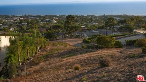 $1,190,000 | 30015 Andromeda Lane, Malibu, CA 90265