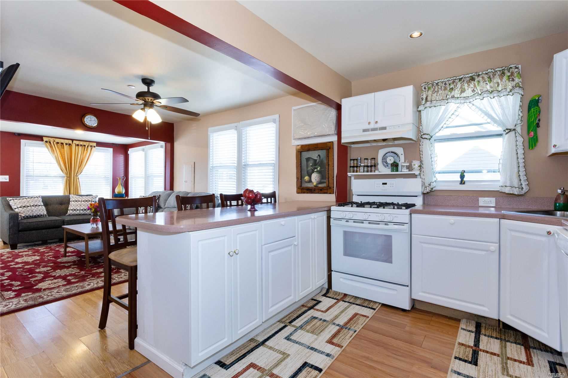 3033 Morrow Road Oceanside, NY 11572 - Photo 4 of 18 Gallery Image 4