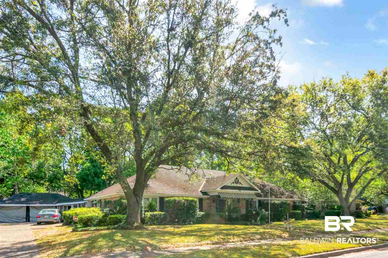 421 Gordonwood Court Mobile, AL 36606 - Photo 3 of 41