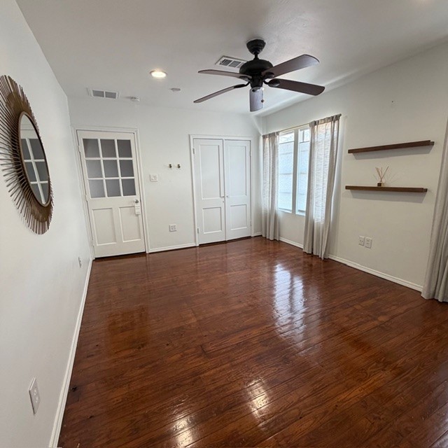 520 West 14th Street Houston, TX 77008 - Photo 14 of 18 a view of livingroom with hardwood floor and a ceiling fan