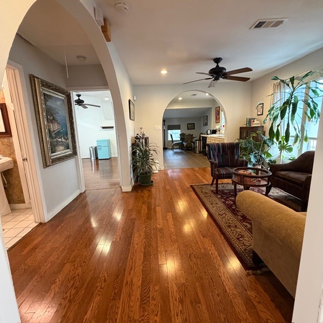 520 West 14th Street Houston, TX 77008 - Photo 6 of 18 a living room with furniture and a wooden floor