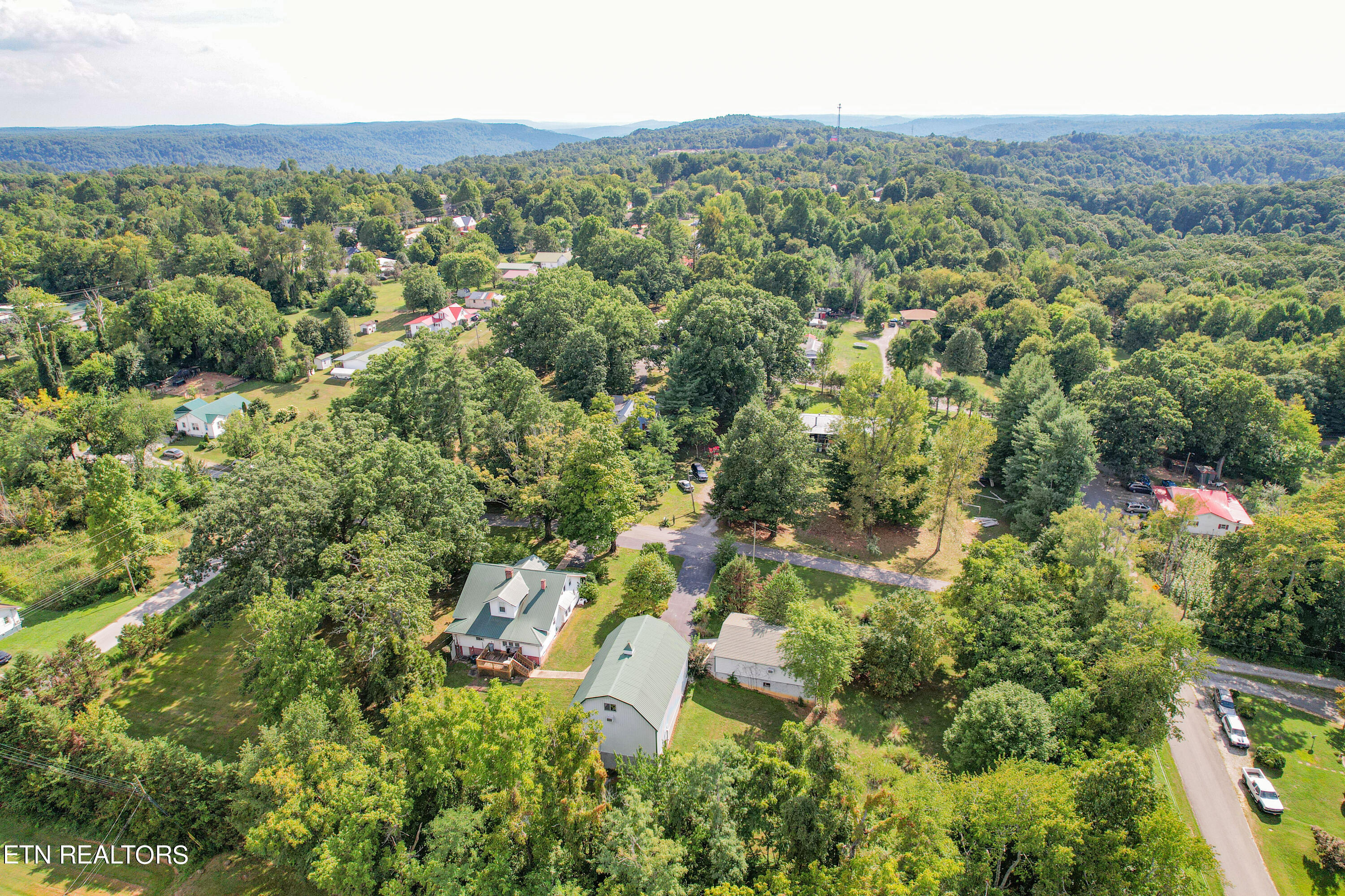 209 Reed Place Monterey, TN 38574 - Photo 16 of 51 Photo (8)