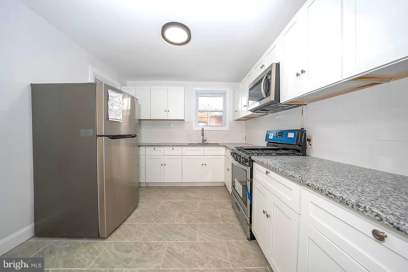 335 Huntley Road Upper Darby, PA 19082 - Photo 13 of 47