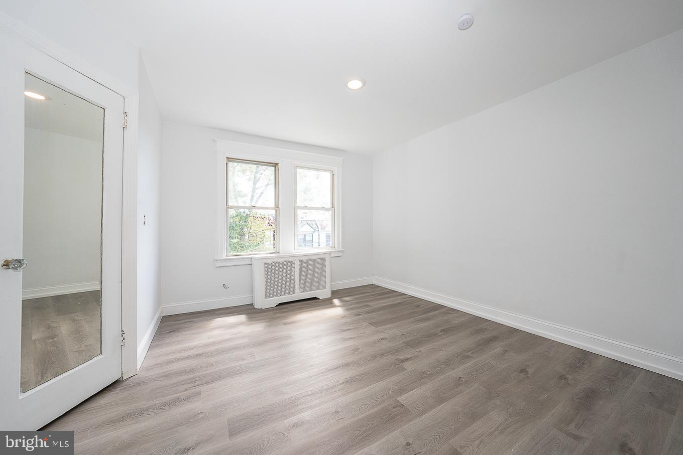 335 Huntley Road Upper Darby, PA 19082 - Photo 28 of 47