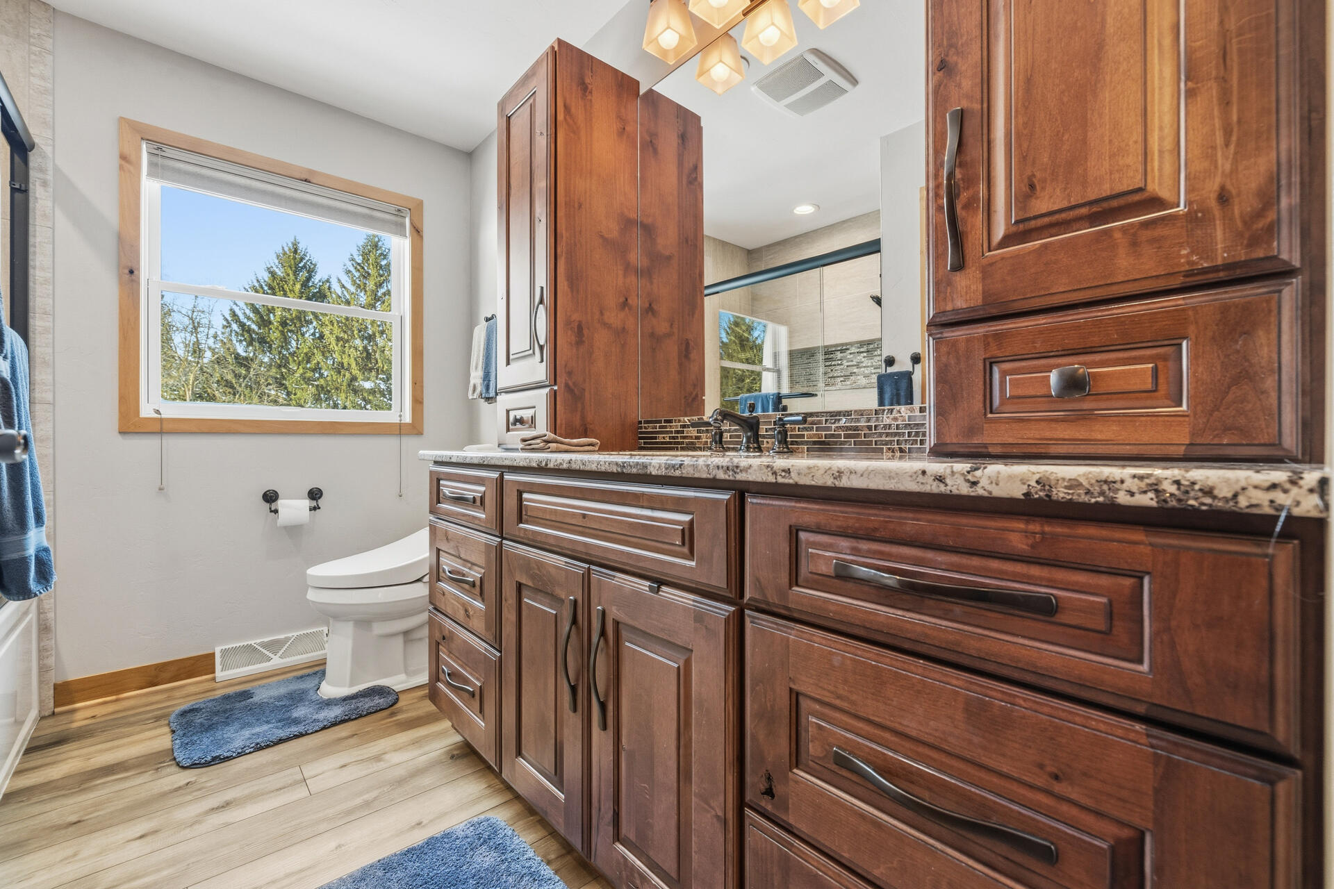 W245N4749 Swan Road Pewaukee, WI 53072 - Photo 14 of 36 Main Bathroom - 1st Floor