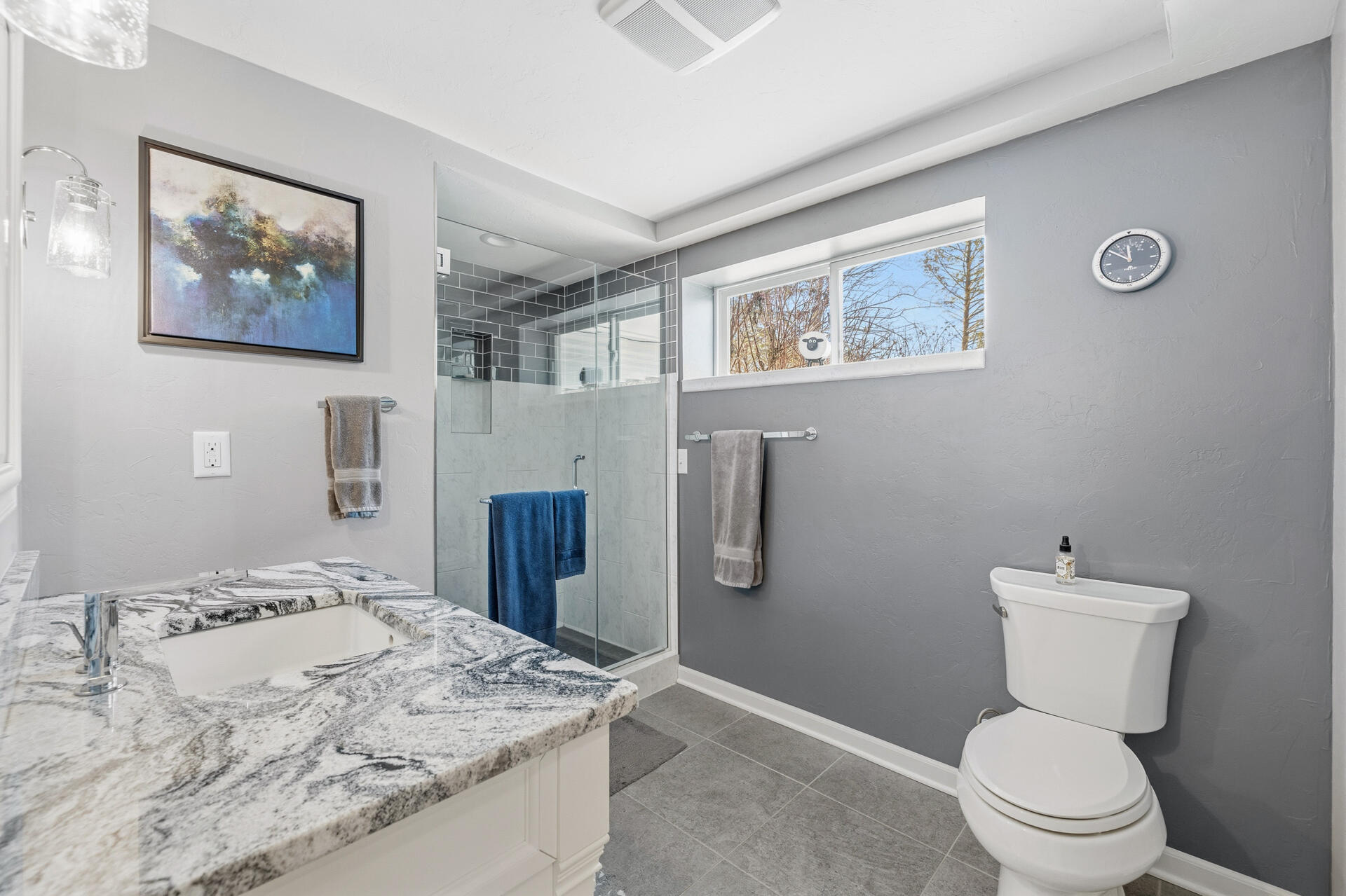 W245N4749 Swan Road Pewaukee, WI 53072 - Photo 24 of 36 Lower Level Full Bath