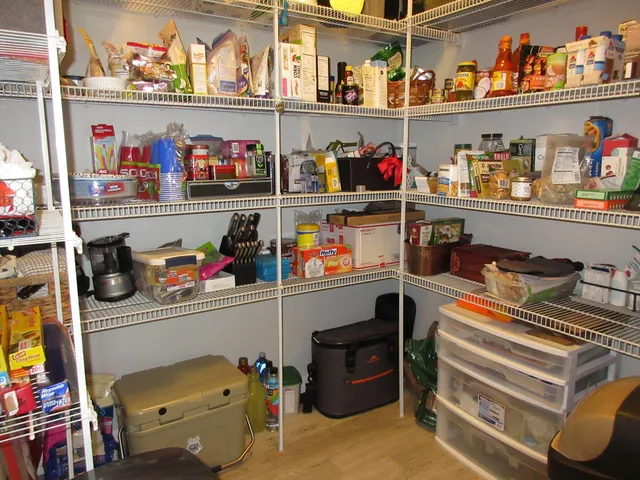 $2,350 | 202 Spencer Place, Niceville, FL 32578